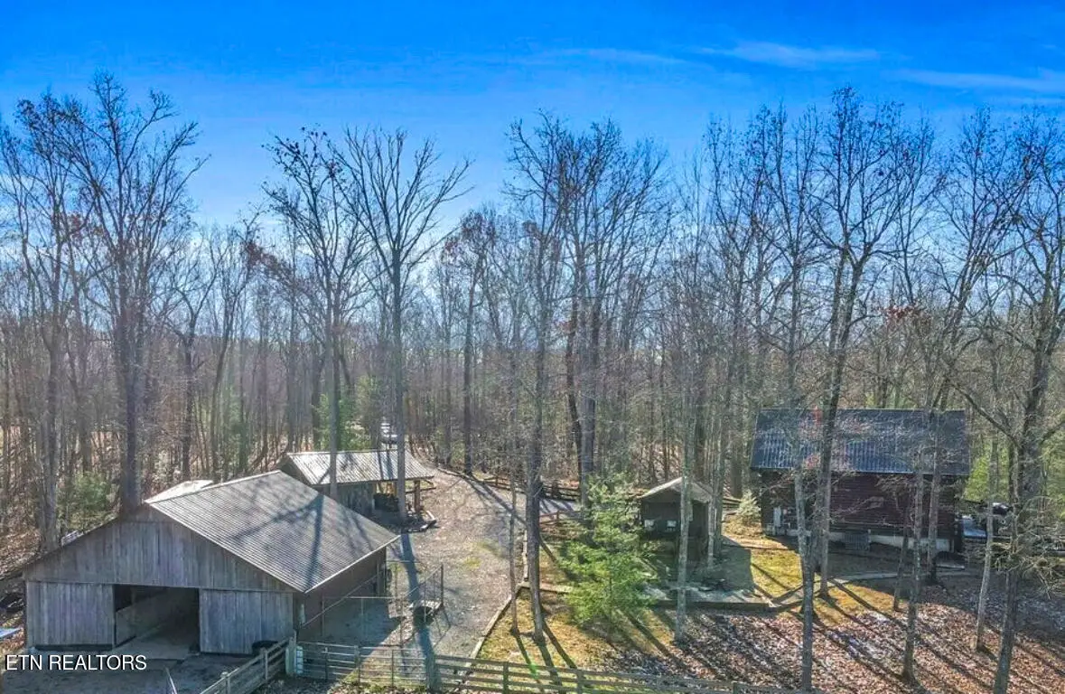 390 John J Smith Rd, Oneida, TN 37841 - #1