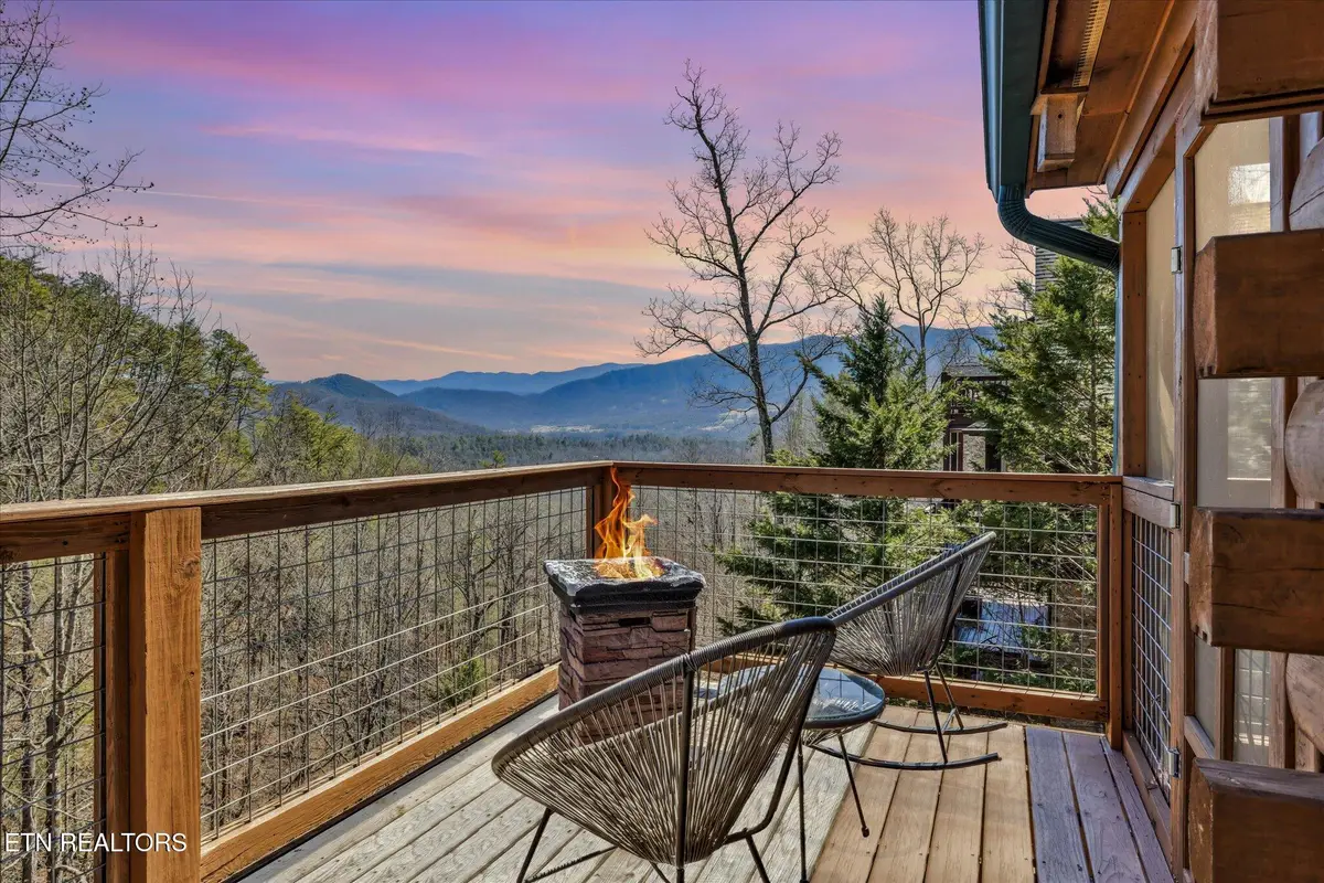 228 Tolliver Tr, Townsend, TN 37882 - #1