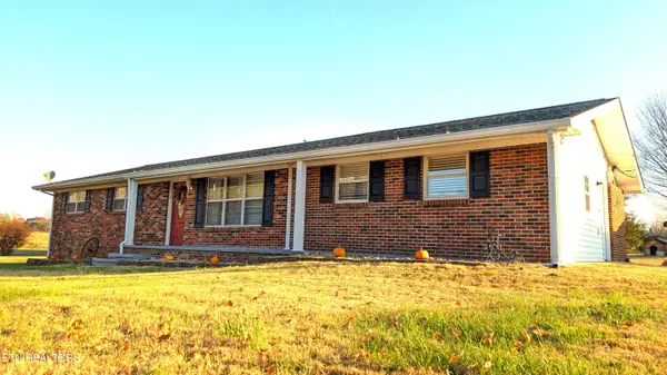 858 Seed Tick Rd, Philadelphia, TN 37846