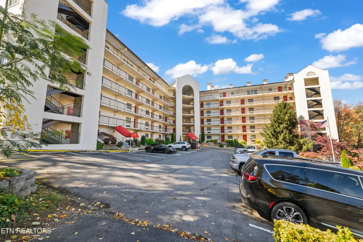 102 Baskins Creek Bypass #106, Gatlinburg, TN 37738 - #1