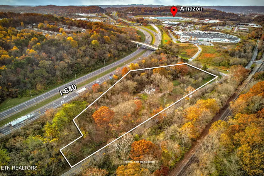 1717 Loves Creek Rd, Knoxville, TN 37924 - #2