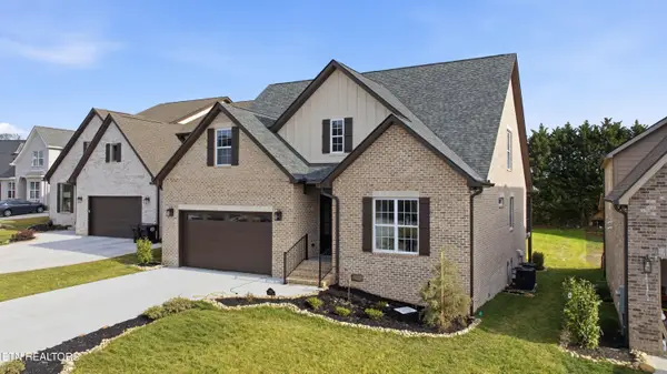 8118 Carolina Cherry Lane, Knoxville, TN 37919