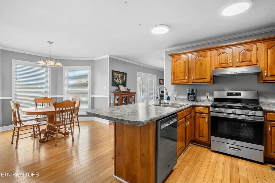 4708 Shaw Ferry Rd, Lenoir City, TN 37772 - #2