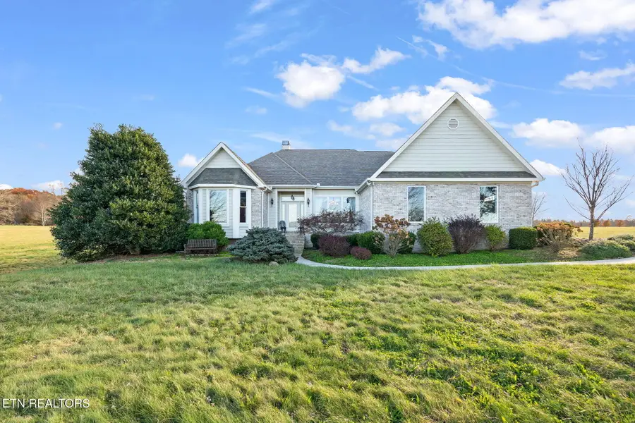 135 Austin Lane, Deer Lodge, TN 37726 - #2