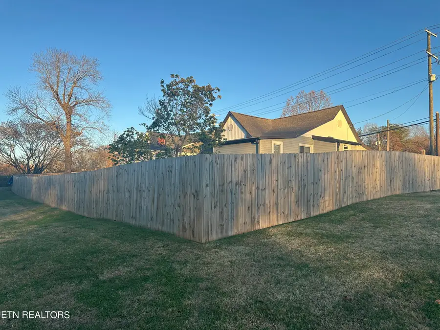 929 Maryville Pike, Knoxville, TN 37920 - #2
