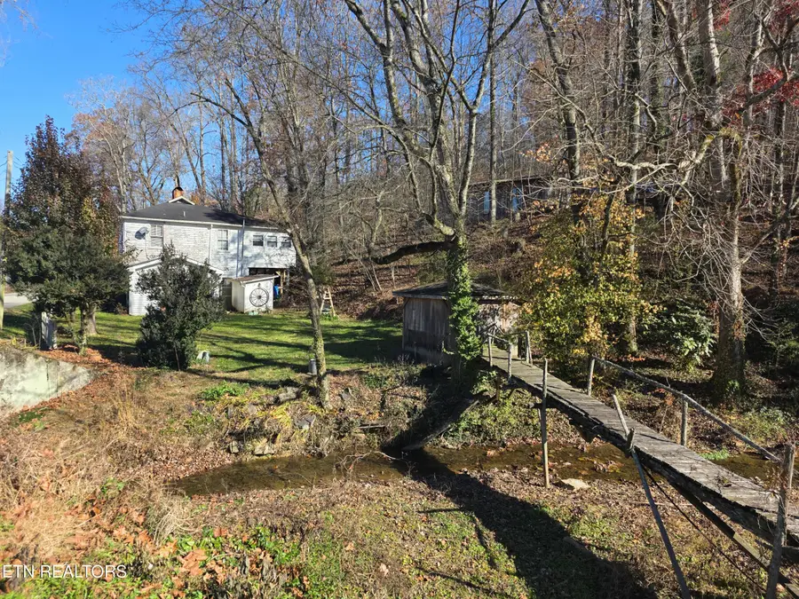 12184 Paw Paw Plains Rd, Lenoir City, TN 37771 - #3