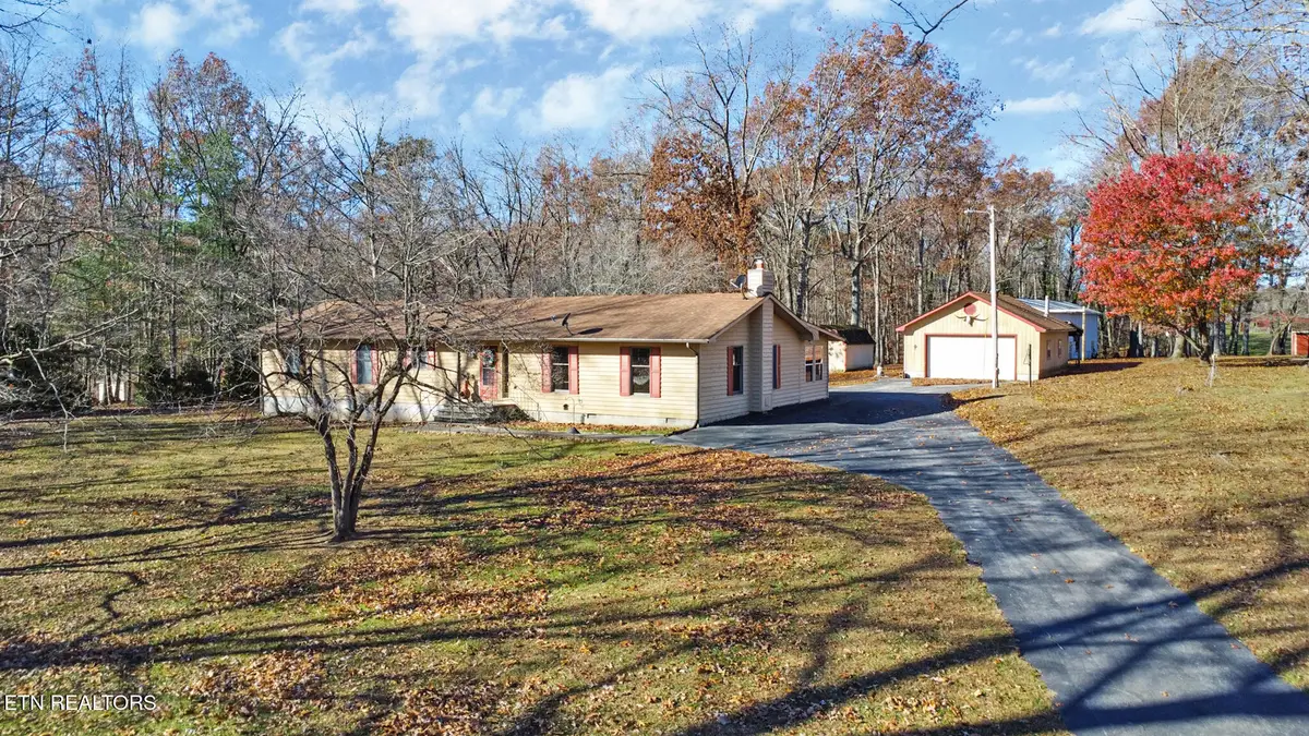 370 Red Brush Drive, Crossville, TN 38555 - #1