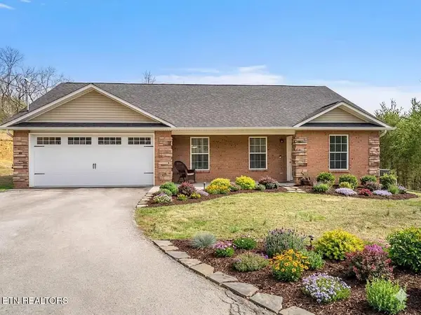 1250 Tramel Rd, Sevierville, TN 37862