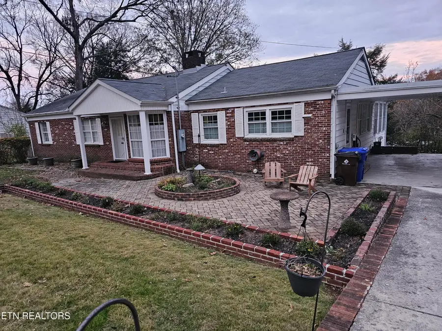 105 Pomona Rd, Oak Ridge, TN 37830 - #2