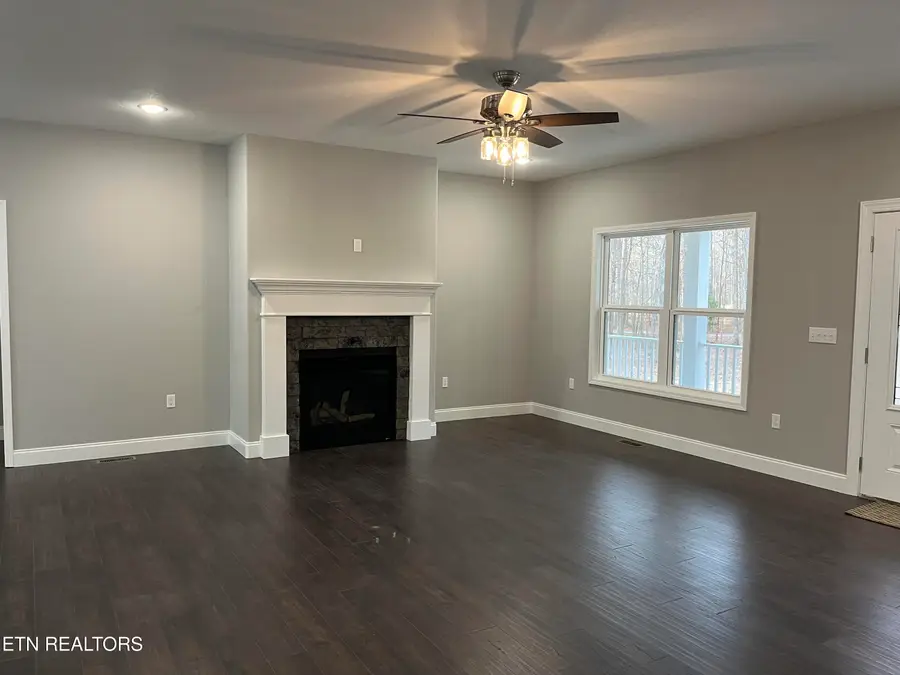 833 Sawmill Rd, Monterey, TN 38574 - #3