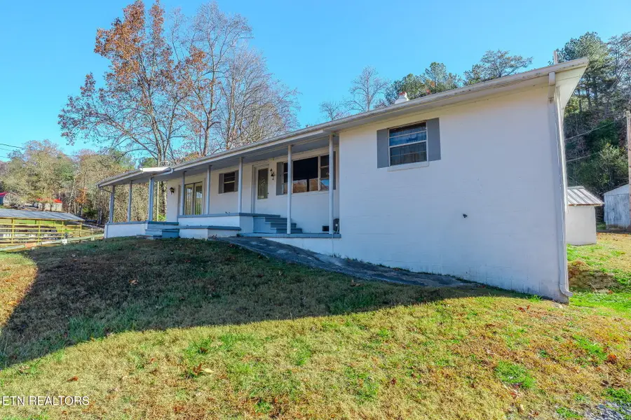 158 Stiles Rd, Madisonville, TN 37354 - #2