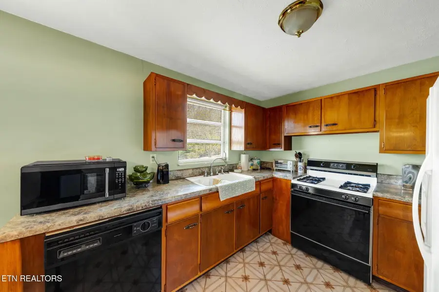 4300 Plummer Drive, Knoxville, TN 37918 - #3