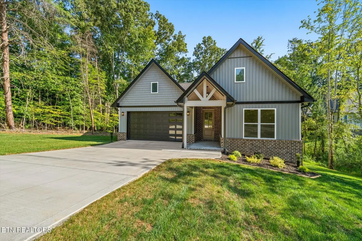 102 Oostagala Drive, Loudon, TN 37774 - #1
