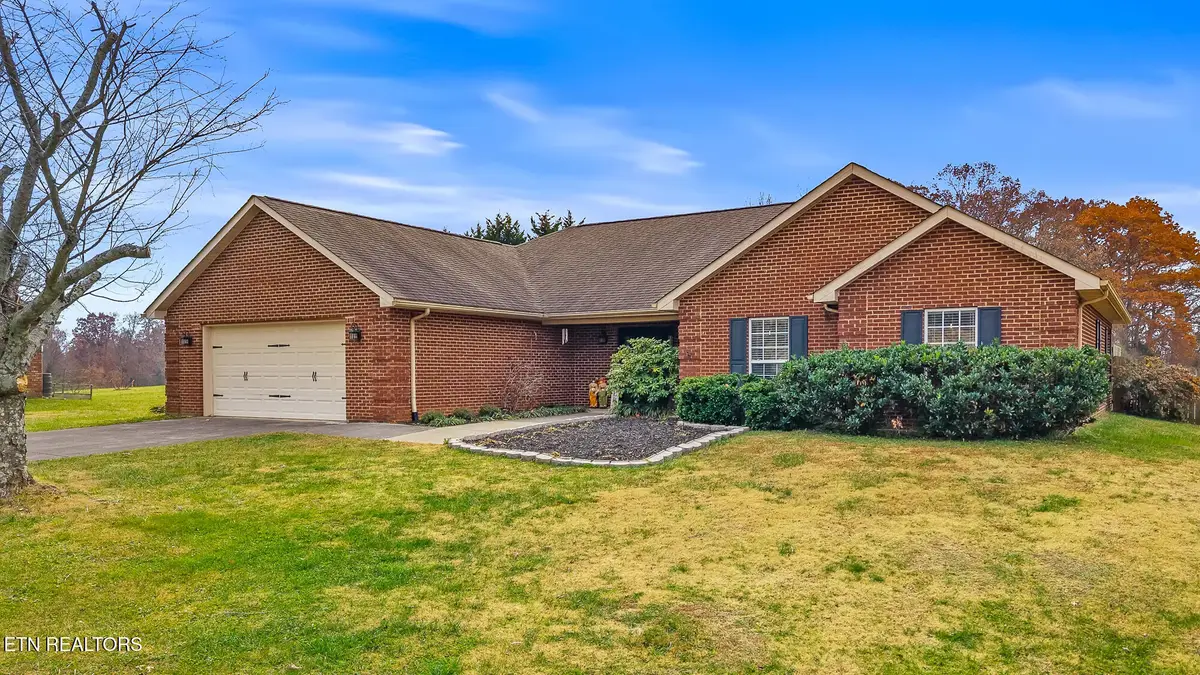 5545 J Riley West Rd, Greenback, TN 37742 - #1