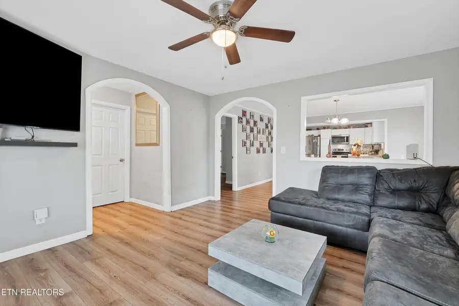 200 Pennsylvania Ave, Etowah, TN 37331 - #2