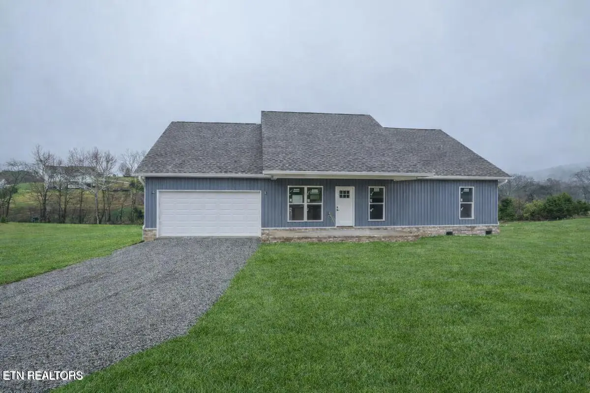 5211 N Wildwood Rd, Maryville, TN 37804 - #1