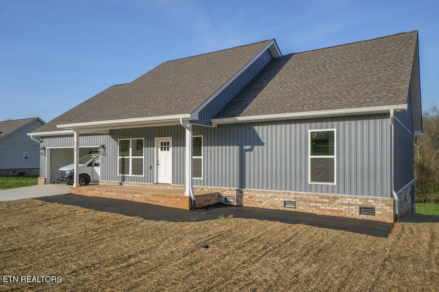 5211 N Wildwood Rd, Maryville, TN 37804 - #3