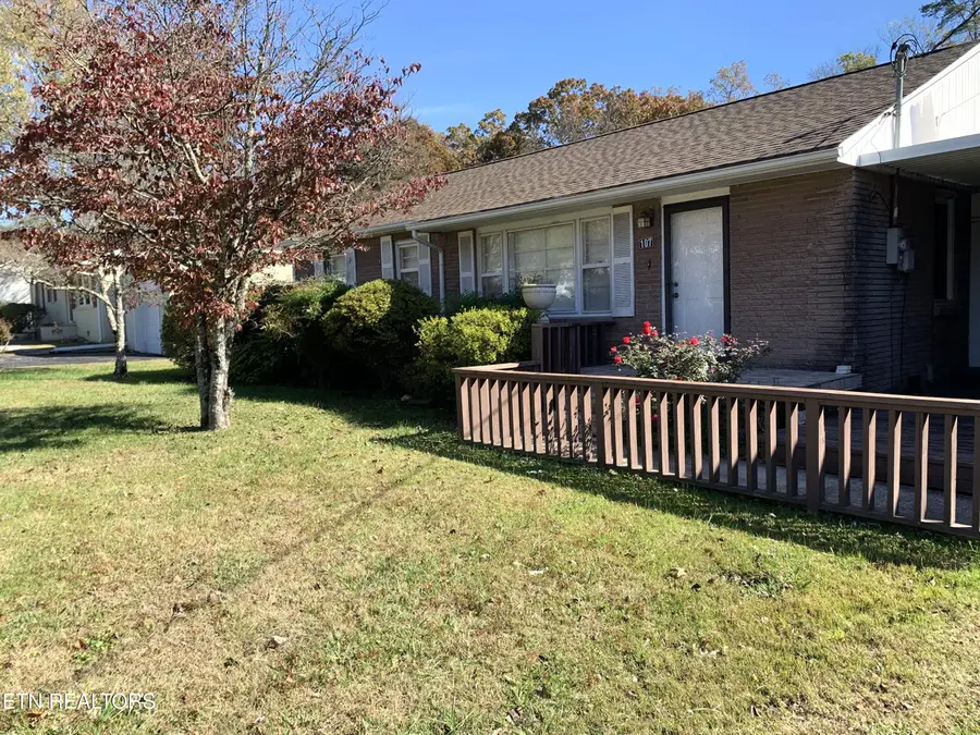 107 Woodlawn Drive, Kingston, TN 37763 - #2