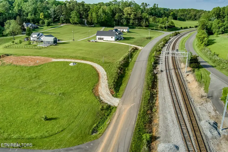 139 Hearthside Rd, Clinton, TN 37716 - #3