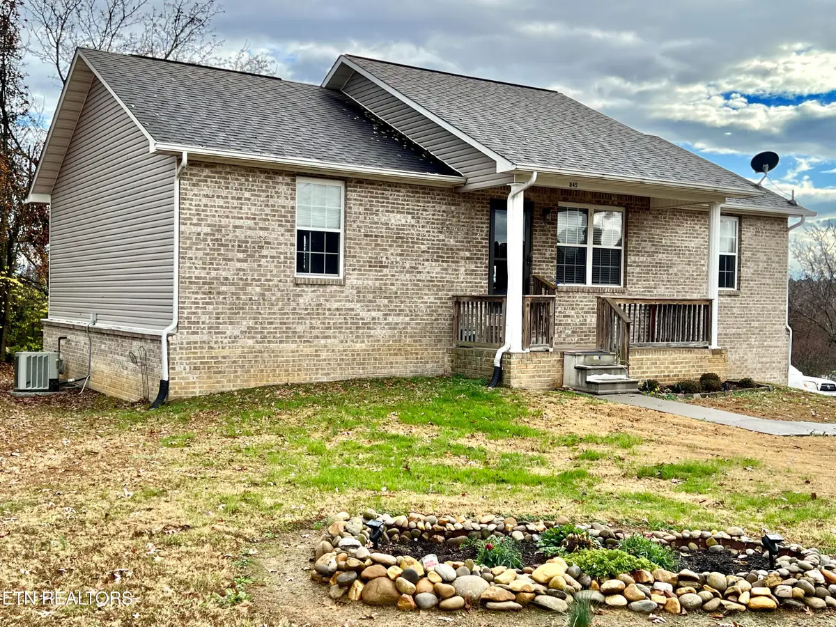845 Quiet Oaks Way, Dandridge, TN 37725 - #1