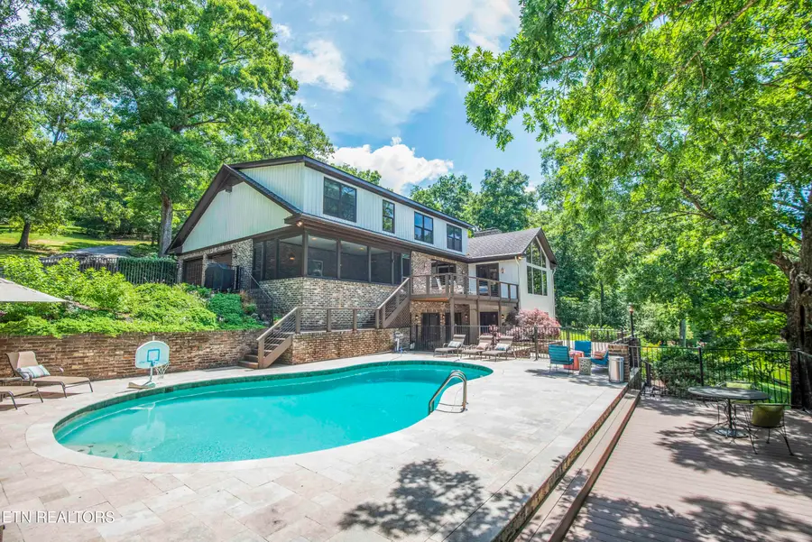 902 Twin Cove Circle, Lenoir City, TN 37772 - #3