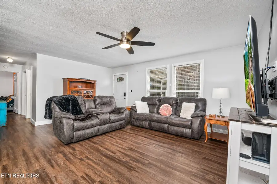 19 Honeysuckle Rd, Pikeville, TN 37367 - #3