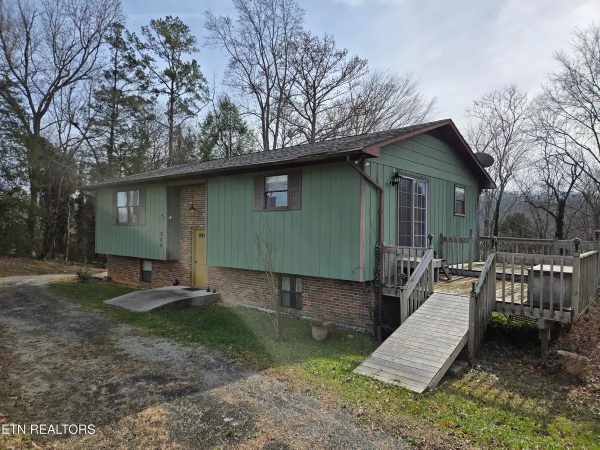 200 Sunset Lane, Harriman, TN 37748 - #1