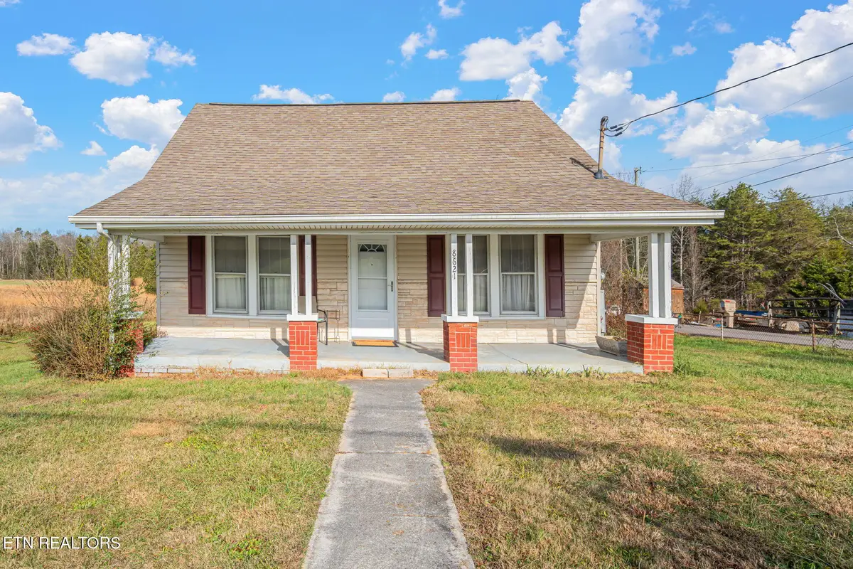 8621 N Ruggles Ferry Pike, Strawberry Plains, TN 37871 - #1