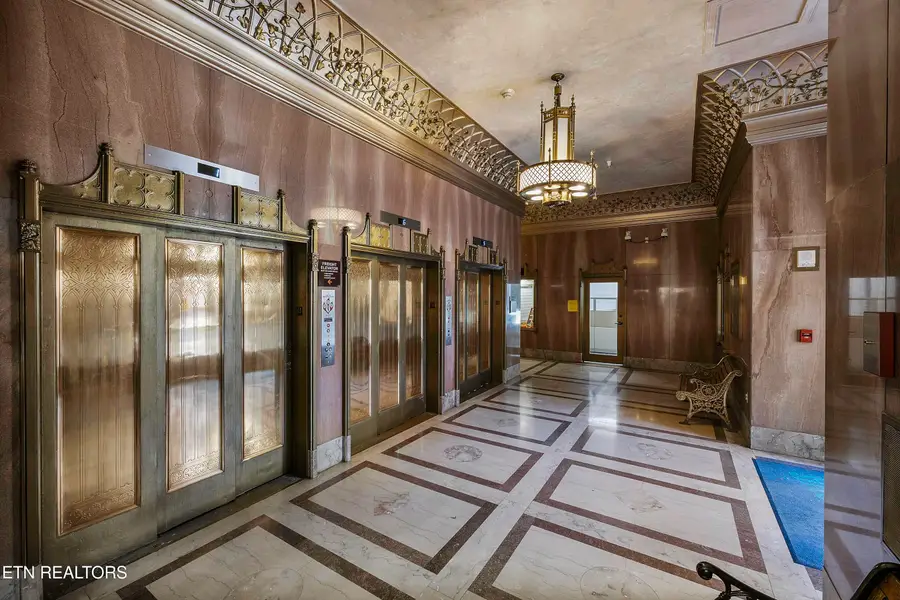 603 W Main St #703, Knoxville, TN 37902 - #3