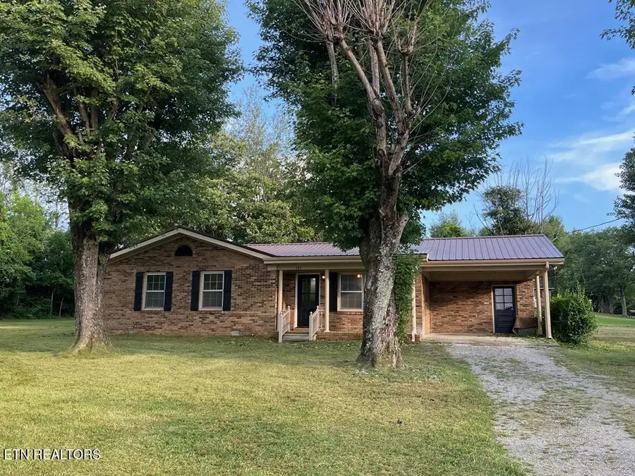 389 N 4th Ave, Cookeville, TN 38506 - #2
