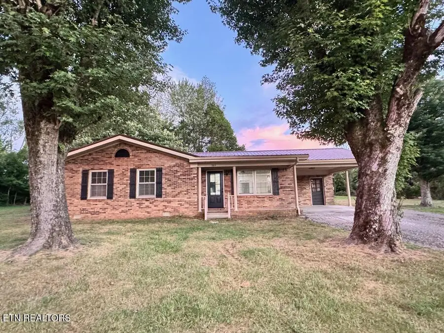 389 N 4th Ave, Cookeville, TN 38506 - #3