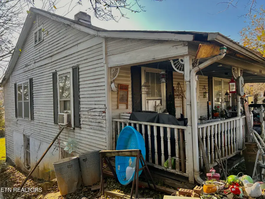 830 W Scott Ave, Knoxville, TN 37921 - #2