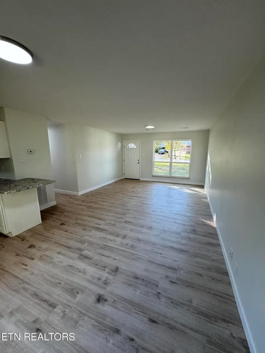 1140 Roswell Rd, Knoxville, TN 37923 - #3