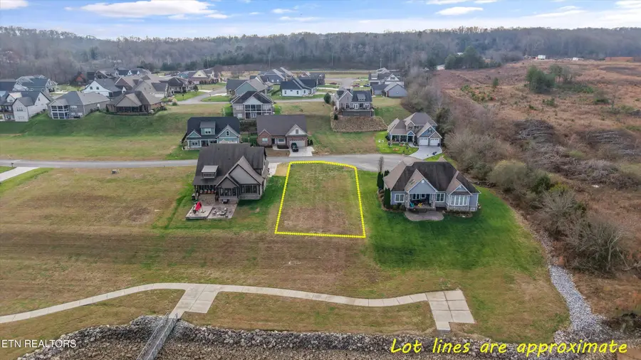 305 Charleston Lgt, Loudon, TN 37774 - #2