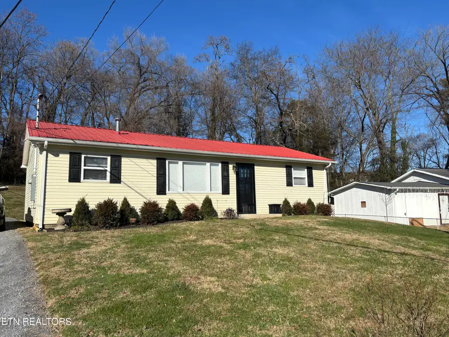 310 Valley St, Morristown, TN 37813 - #2