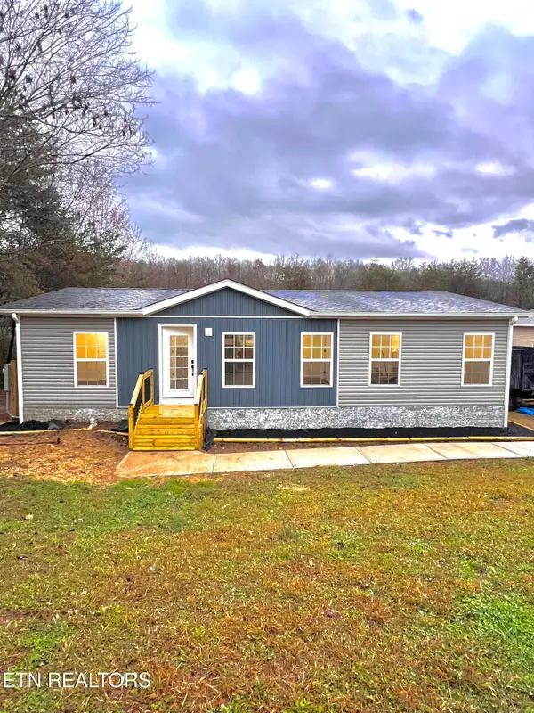 425 Abbott Rd, Lenoir City, TN 37771