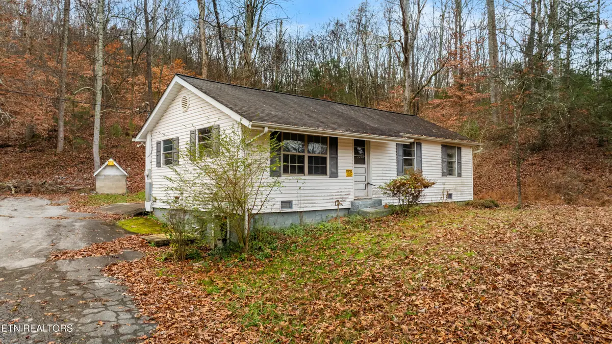 470 Riden Rd, Greenback, TN 37742 - #1