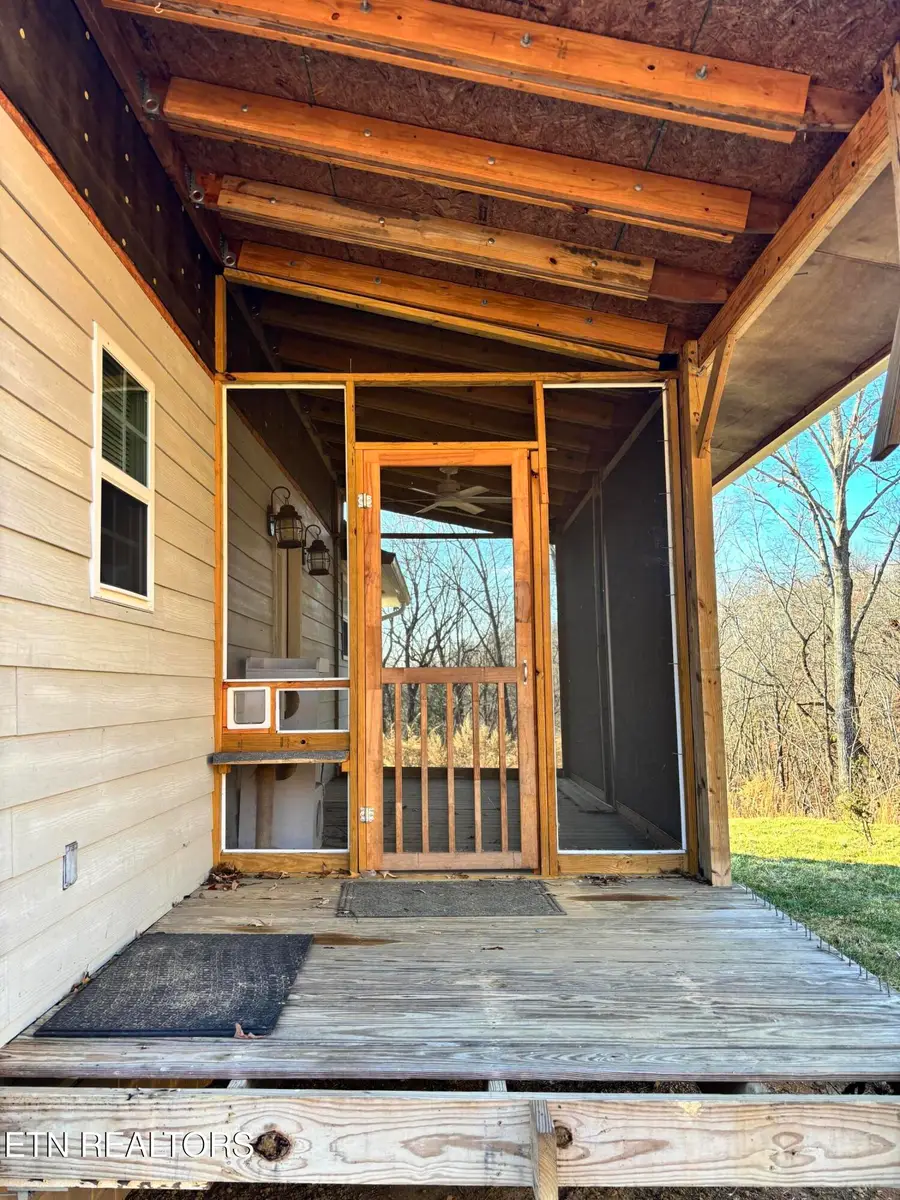 230 Windcrest Lane, Harriman, TN 37748 - #3