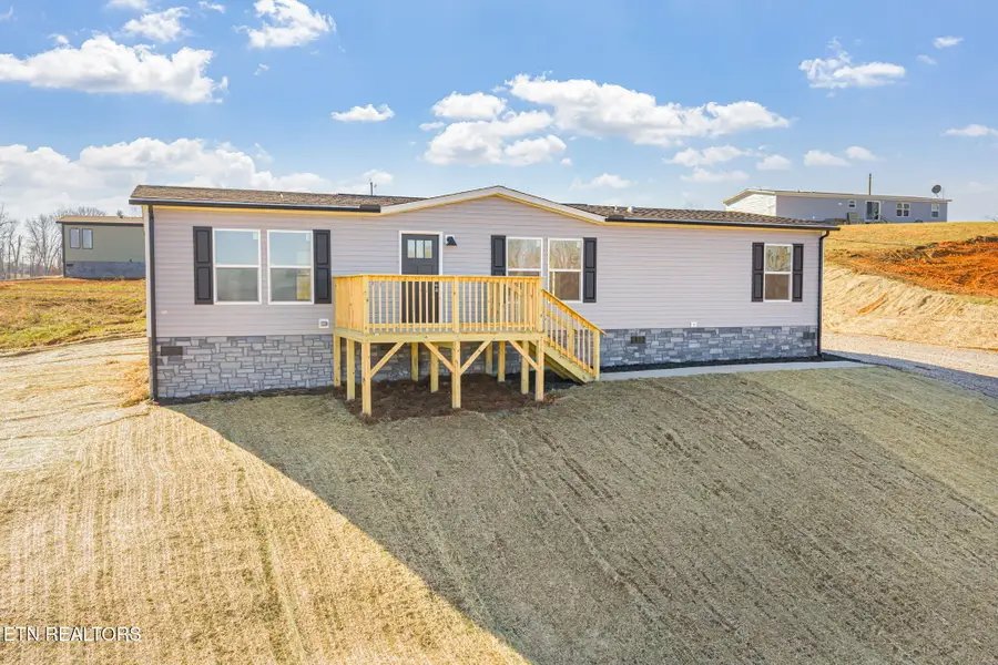 200 Laura Boling Loop Rd, Strawberry Plains, TN 37871 - #2