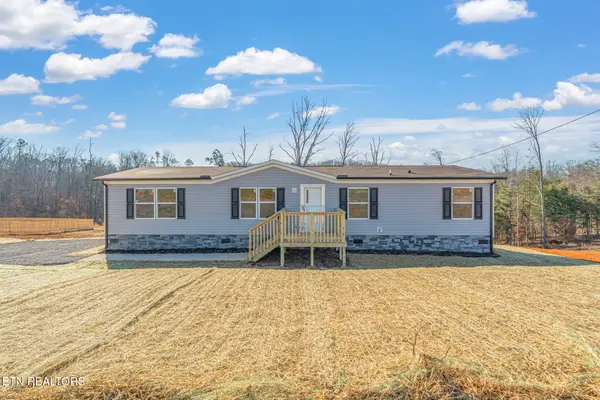 253 Laura Boling Loop Rd, Strawberry Plains, TN 37871