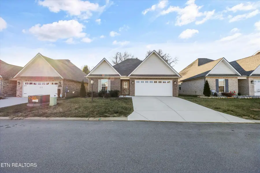 258 Sand Hills Drive, Maryville, TN 37801 - #2