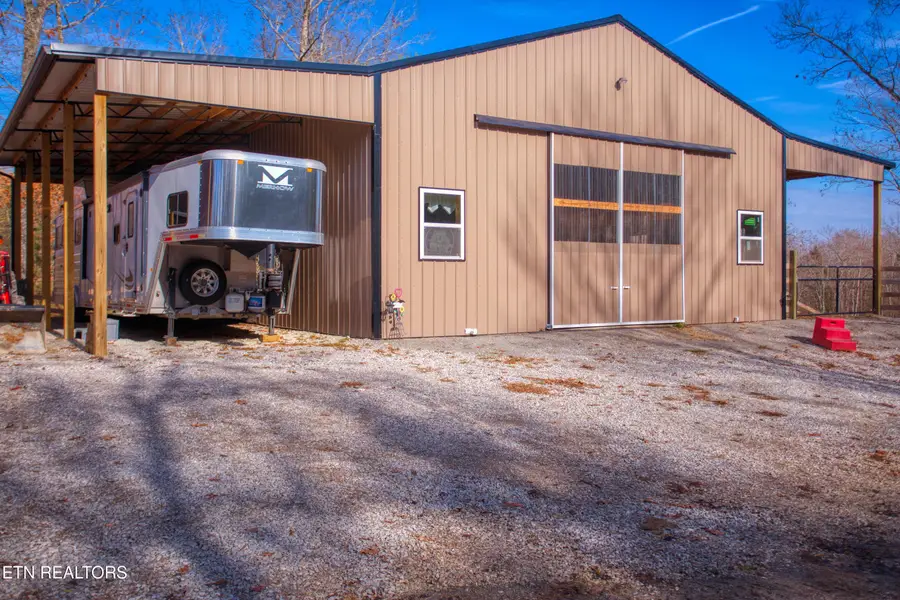 250 Briar Point Rd, Allardt, TN 38504 - #2
