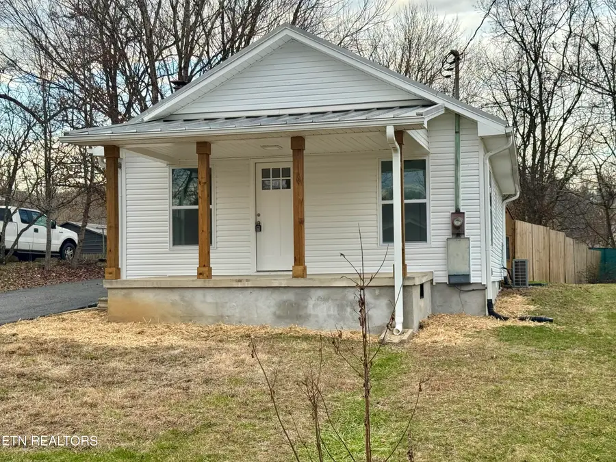 1607 Berry Rd, Knoxville, TN 37920 - #2