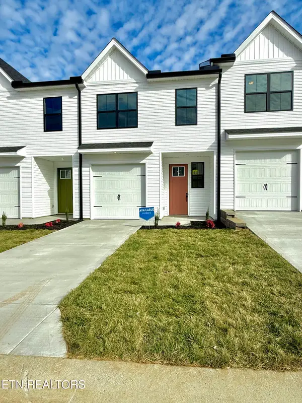 8828 Chapman Trace Way, Knoxville, TN 37920