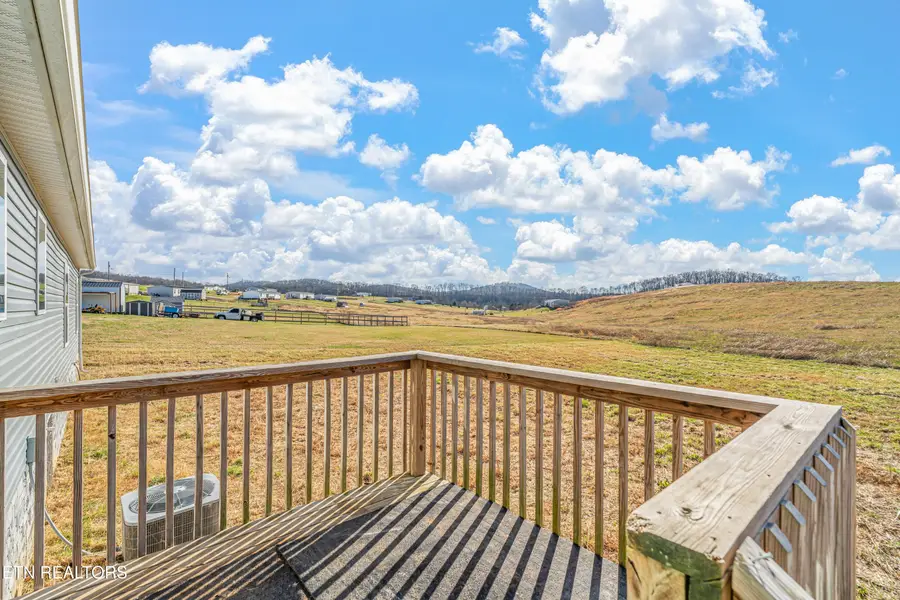 1486 Howell River Rd, Rutledge, TN 37861 - #2