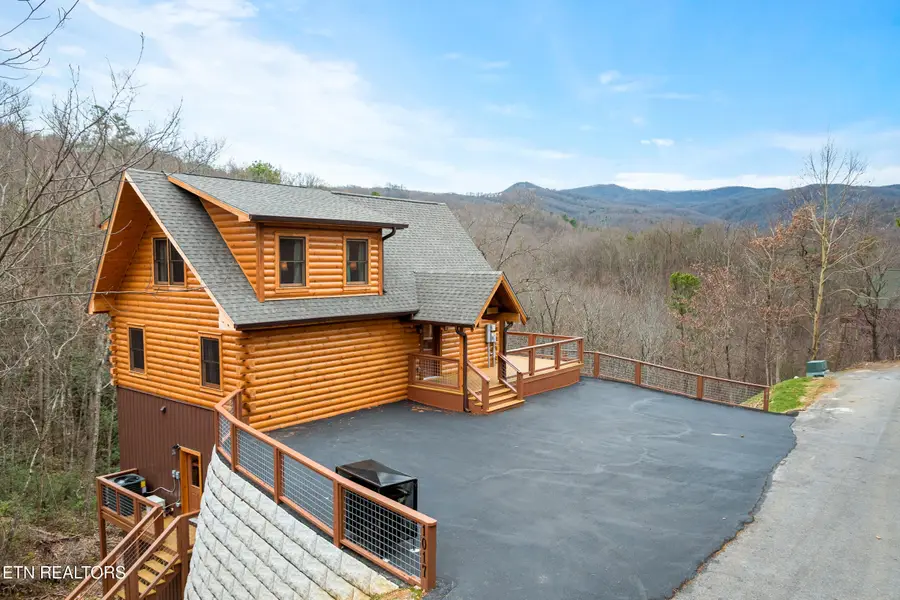 1017 Street Of Dreams, Gatlinburg, TN 37738 - #2