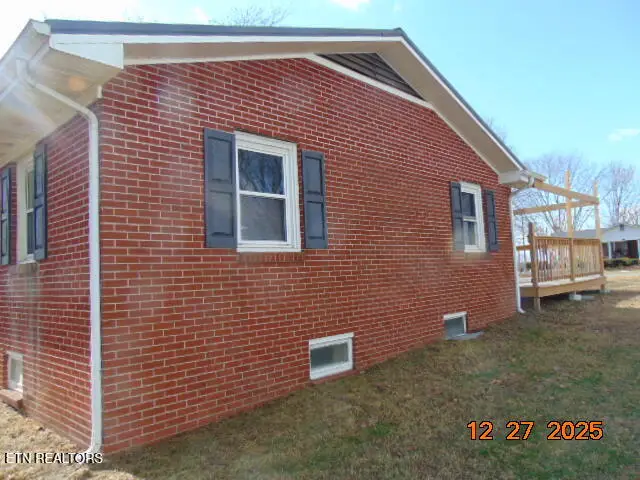 1051 Meek St, Madisonville, TN 37354 - #2