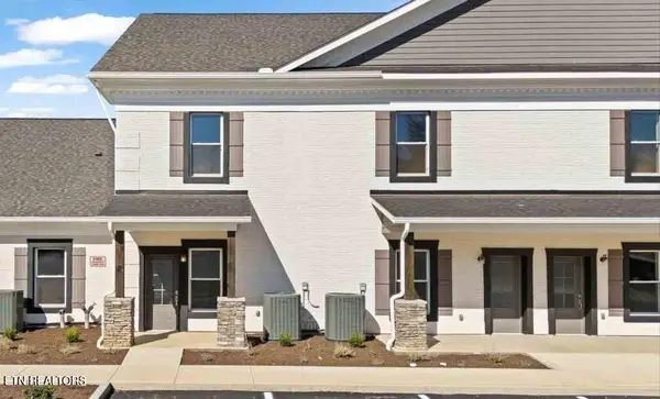 4411 Legends Way #E, Maryville, TN 37801