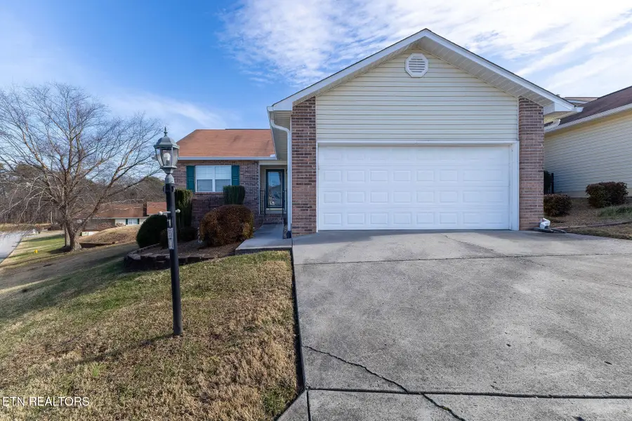 151 Executive Meadows Drive, Lenoir City, TN 37771 - #3