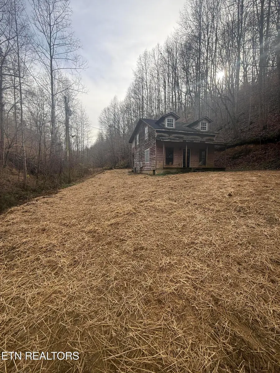 3539 Woodgrove Lane, Maryville, TN 37803 - #3